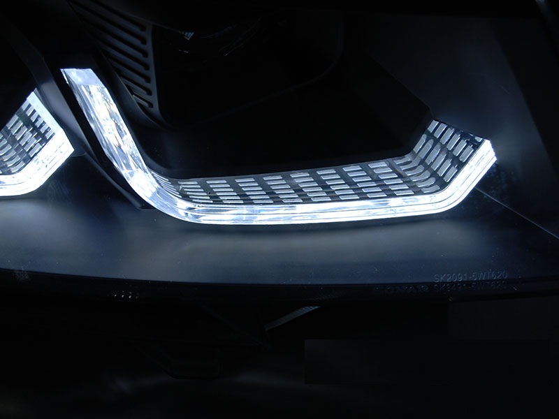 Koplampen VW T6.1 Multivan/Transporter Dynamic Tube Chroom